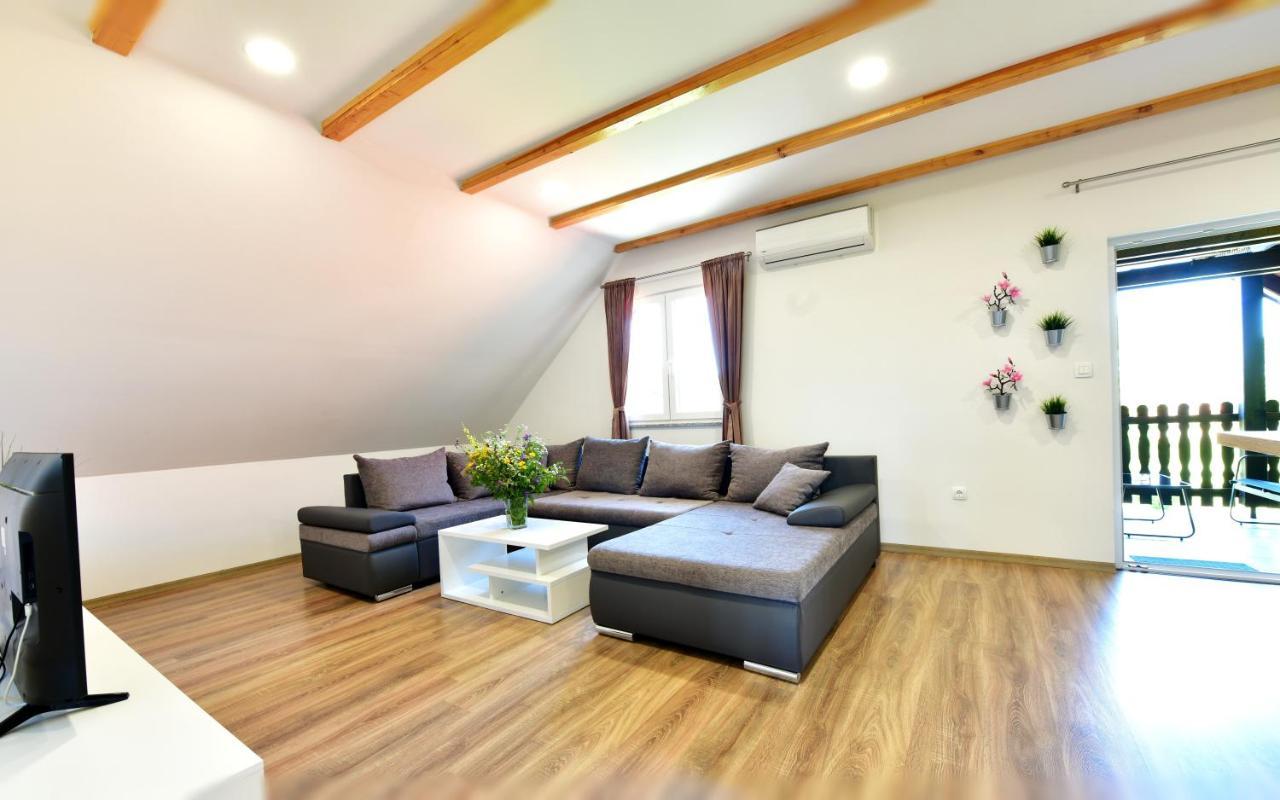 Apartman Vito Saborsko Екстериор снимка